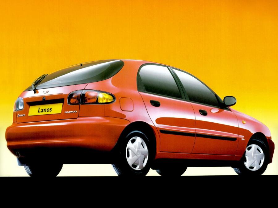  Daewoo Lanos 5-Door 2000 года  (UK) (фото 2 из 2)